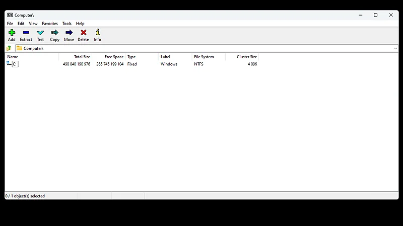 7-Zip 22.01 file manager window on Windows 11 showing a drive listing